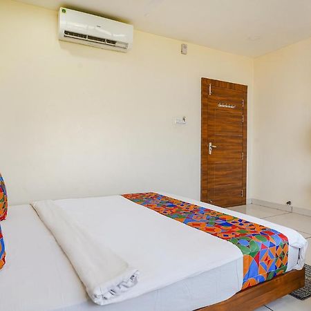 Fabhotel Sukh Vilas インドール エクステリア 写真