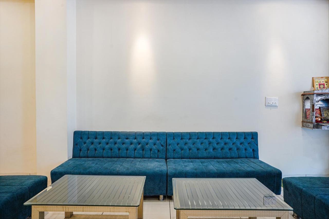 Fabhotel Sukh Vilas インドール エクステリア 写真