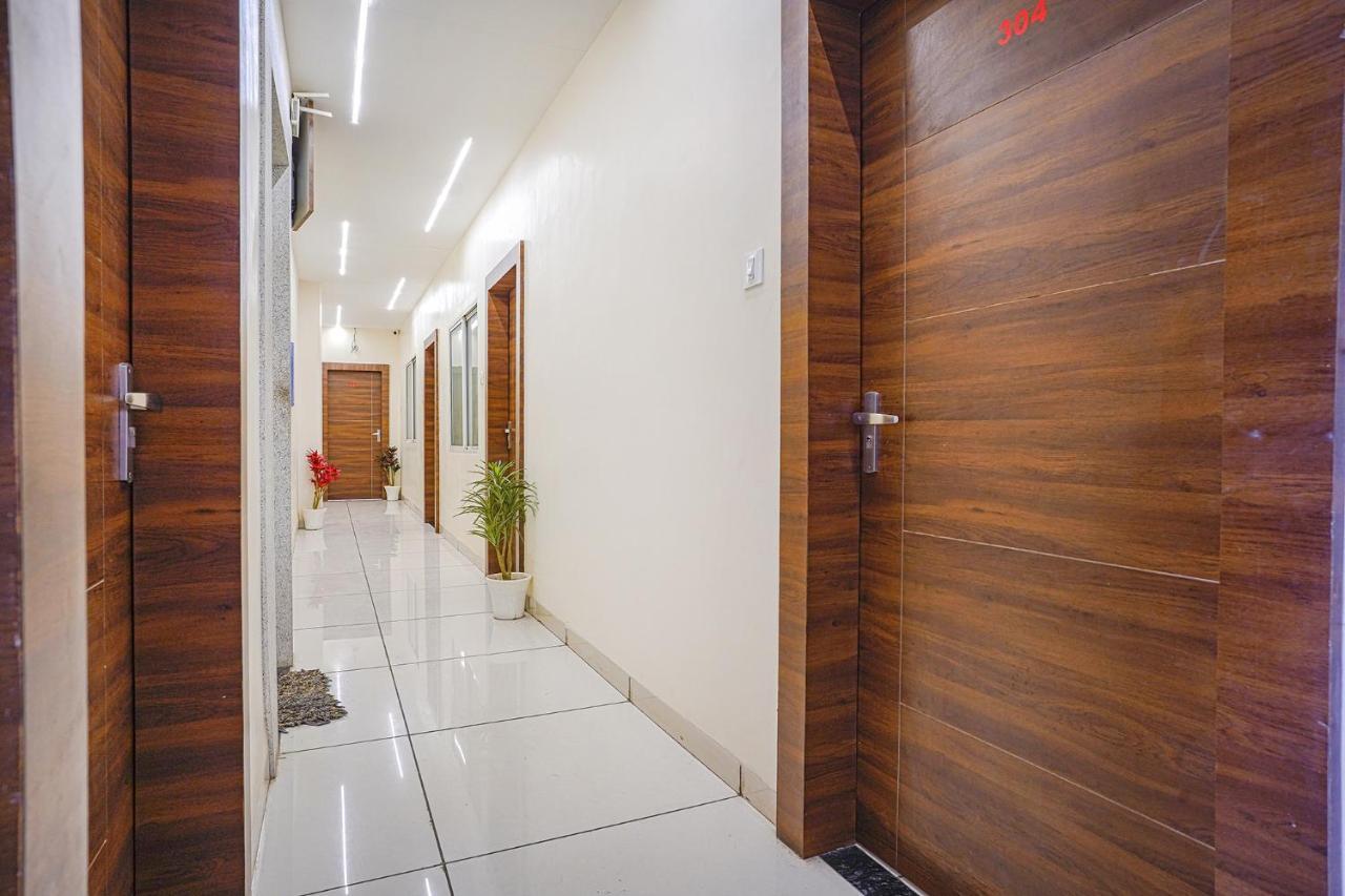 Fabhotel Sukh Vilas インドール エクステリア 写真