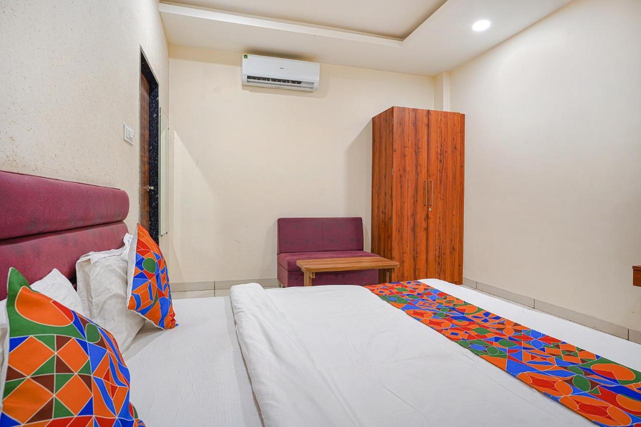 Fabhotel Sukh Vilas インドール エクステリア 写真