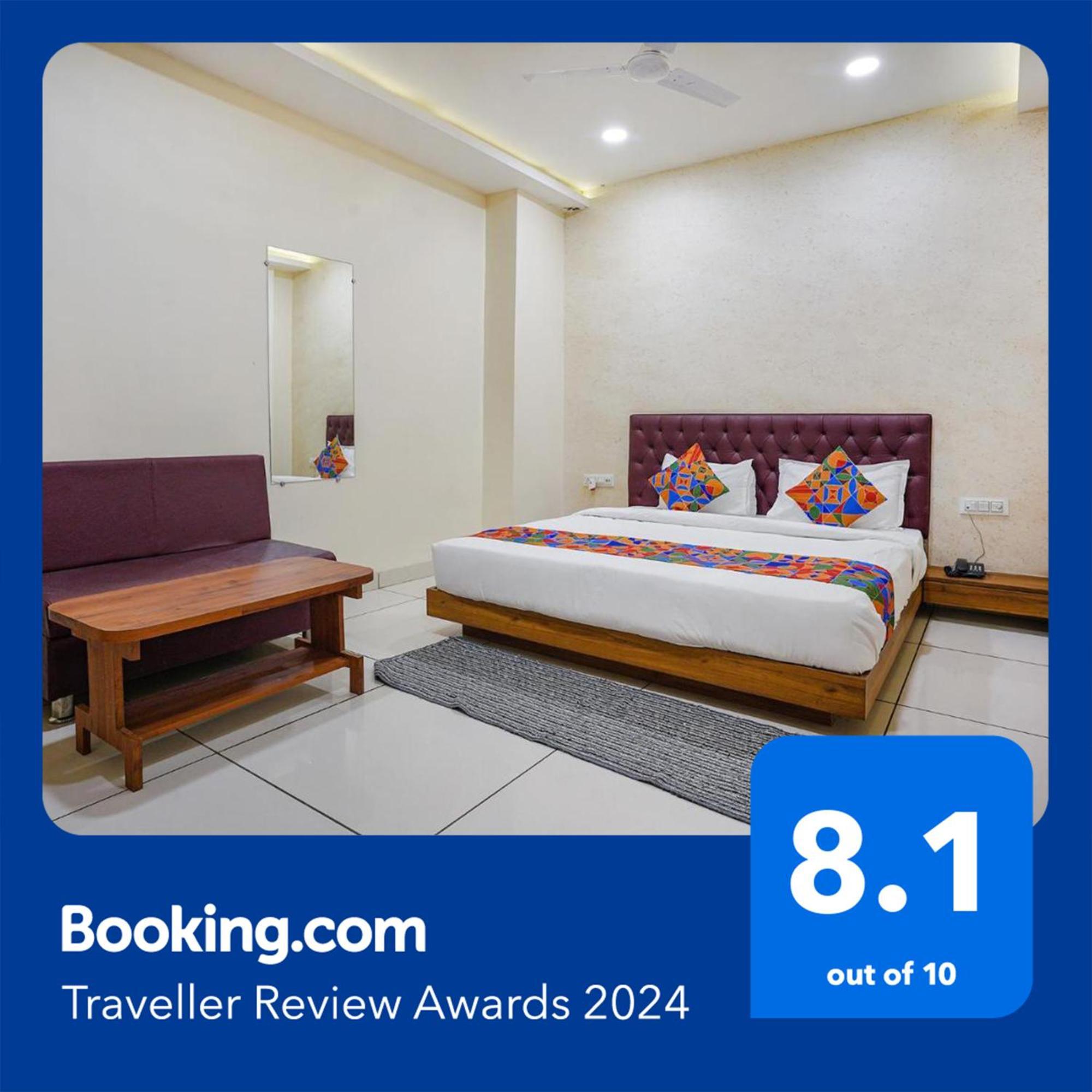 Fabhotel Sukh Vilas インドール エクステリア 写真